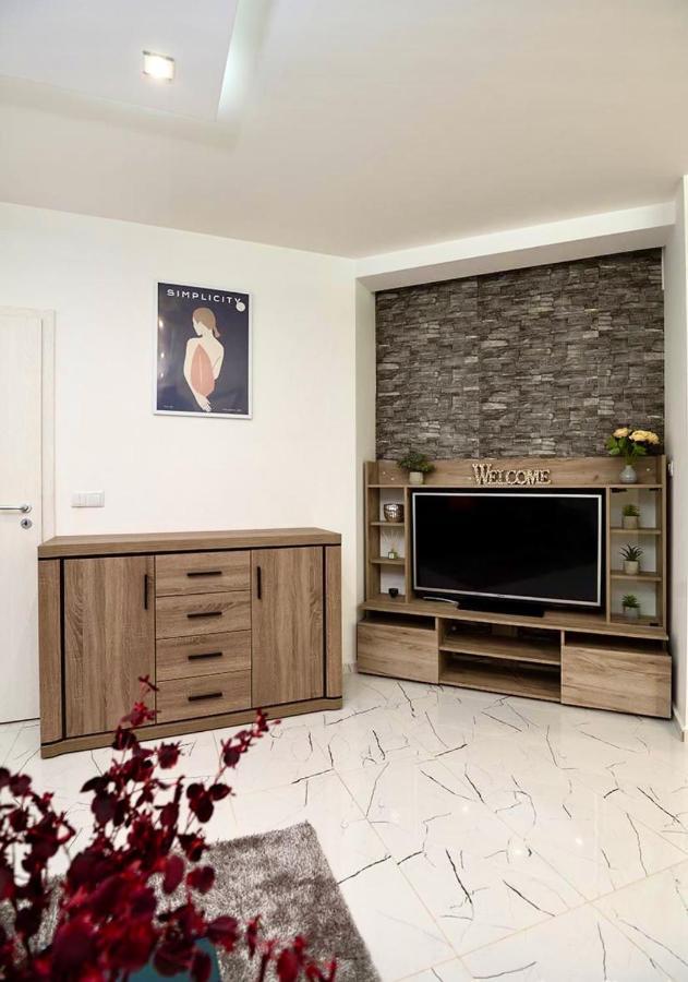 Top Central Luxury Apartment & Free Parking Σόφια Εξωτερικό φωτογραφία